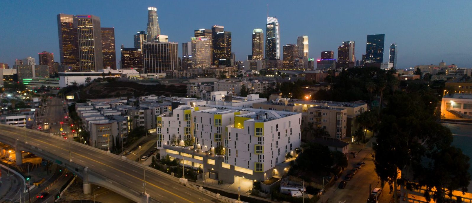 Lahmon Architects Win 2019 AIA|LA Residential Honor Award