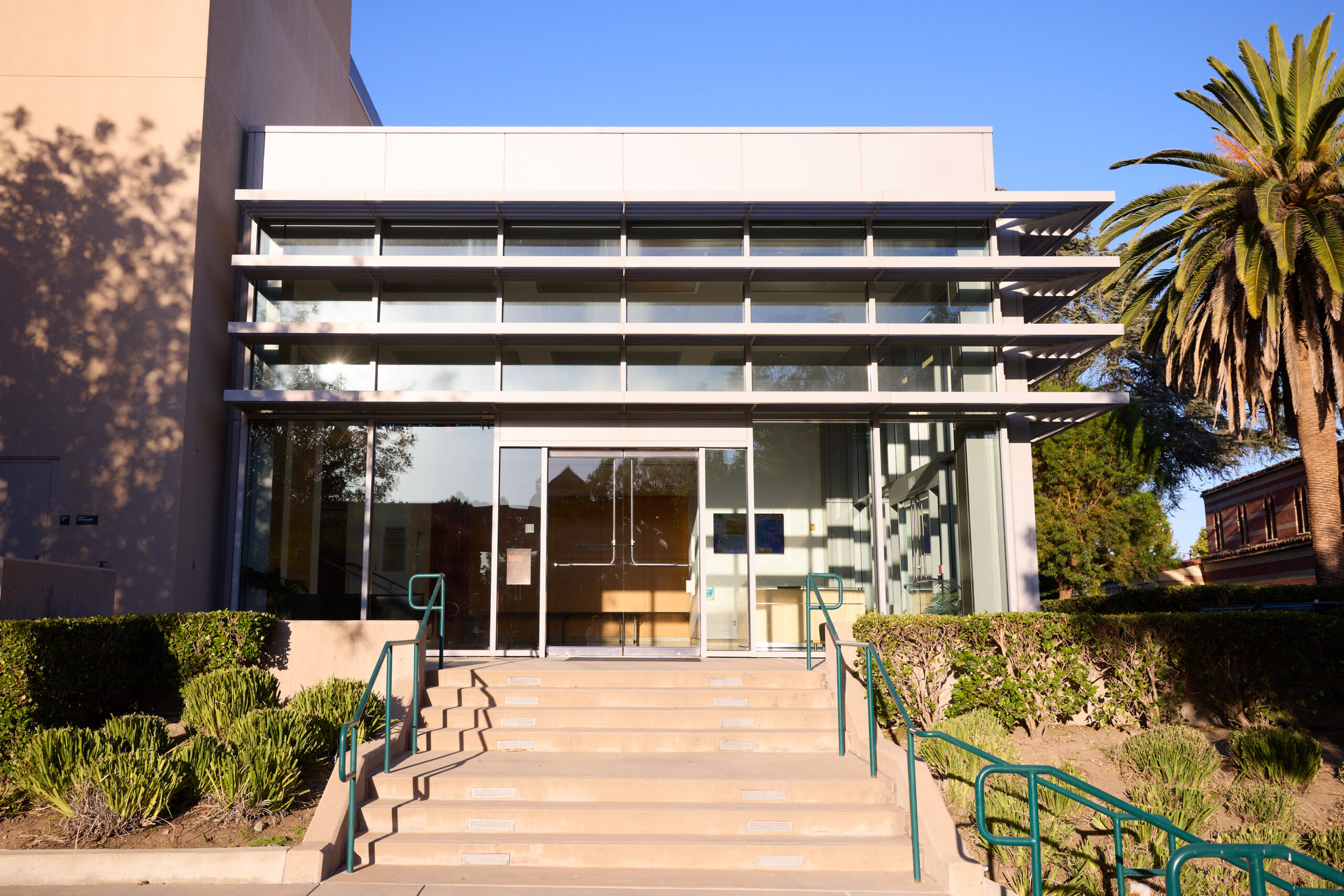 Woodbury Business Institute Faculty Shine at the 2026 Academy of Management Conference